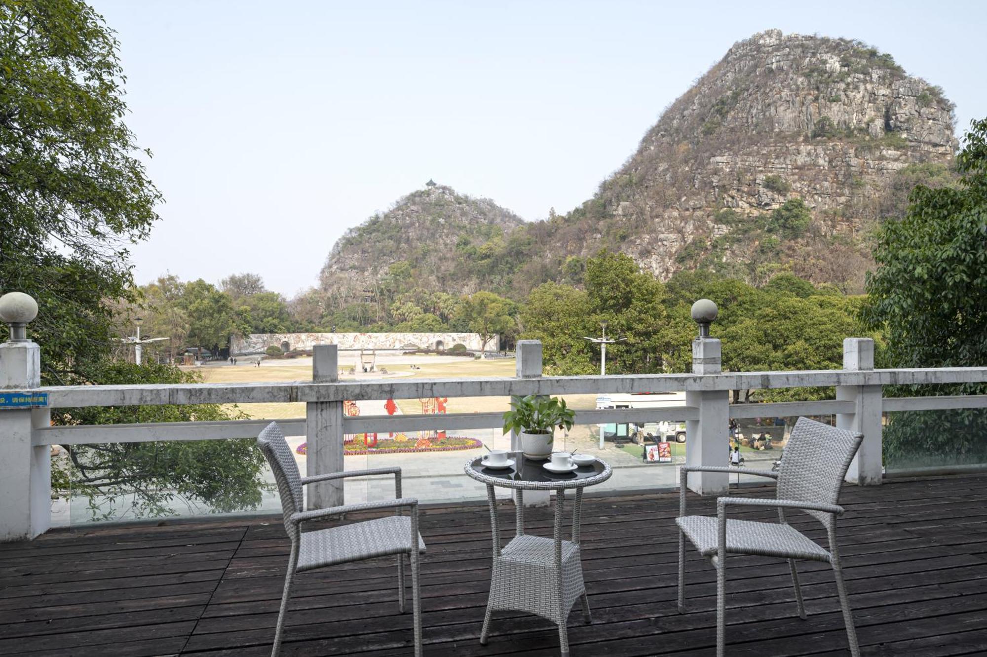 Guilin Crystal Crescent Moon Hotel Eksteriør bilde